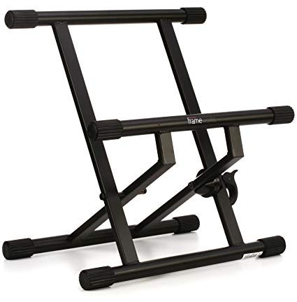 Gator Frameworks Verstellbarer Gitarrenverstärker-Ständer; passend für die meisten Combo-Verstärker, schwarz (GFW-GTR-AMP)