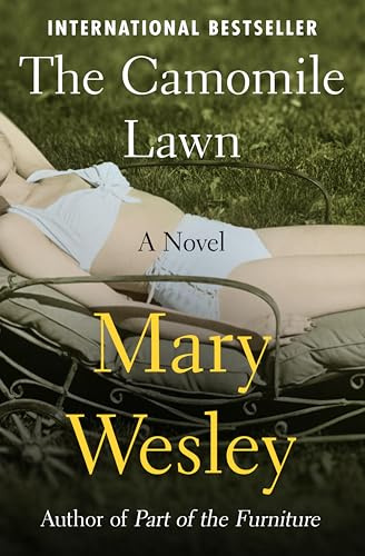 The Camomile Lawn: A Novel