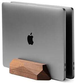 OAKYWOOD - Stativ för Bärbar Dator Vertikalt - Stativ för Bärbar Dator i Trä - Hållare för 2 Bärbara Datorer - kompatibel med MacBook Pro, kompatibel med MacBook Air, kompatibel med iPad - Valnöt