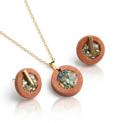 Edelys - Parure bois et résine fait main, collier et boucles d'oreilles | Éclats de verre colorés sur bois naturel, pendentif et boucles 1,8 cm, chaîne acier inoxydable doré 45+5 cm, fait en France