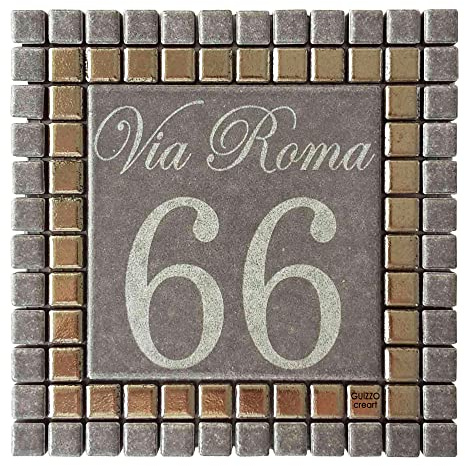 GUIZZO Creart - Numero Civico Esterno Personalizzato in Ceramica, Targhetta Personalizzata Via/Nomi con Cornice Mosaico, Targhetta Porta Ingresso Personalizzata Made in Italy 14x14H cm, Grigio/Argento