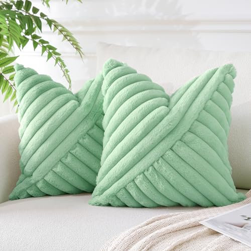 JOTOM 2er Set Kunstpelz Plüsch Kissenbezüge, Dekorative Weich Gestreift Fuzzy Kissenbezug Kissenhüllen Sofakissen Dekokissen Zierkissenbezug für Wohnzimmer Schlafzimmer Deko (50x50cm, Salbei Grün)