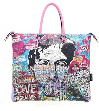Gabs Borsa in pelle trasformabile in vari modi: la borsa piatta diventa una shopper, un bauletto, una monospalla e, infine, uno zaino! Con chiusura principale a zip e una tracolla a nastro regolabil..