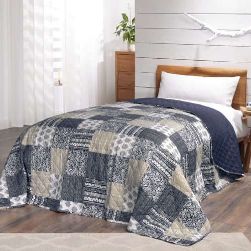 Patchwork Bedspread Mellow Blue in Vintage Design, Double Bed Throw in Patchwork Style, 220 x 240 cm