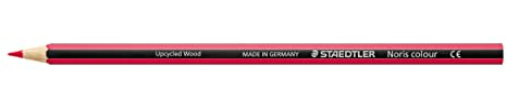 Staedtler 185-23 Buntstifte Noris Colour, Set mit 12 Buntstiften In bordeauxrot, Erhöhte Spitzen-Bruchfestigkeit, Sechskant, WOPEX Material, PEFC-Holz, DIN EN71, Streifendesign, Made in Germany