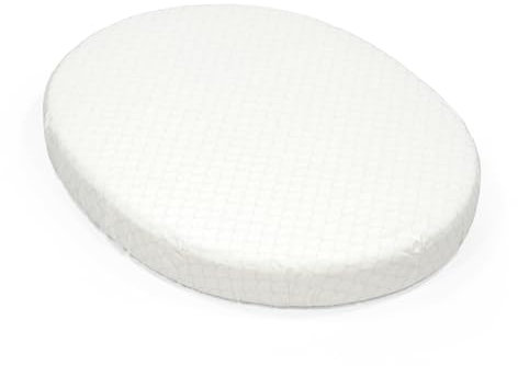 Stokke Sleepi Mini Spannbetttuch, Fans Grey - Weiche Bettwäsche für süße Träume - Passend für die ovale Sleepi Mini Matratze - Sicher, stylisch & waschbar - 100% feiner Baumwollperkal