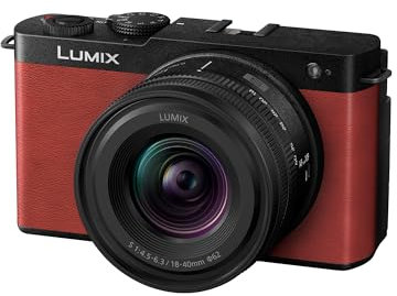 Panasonic Lumix DC-S9NE-K Spiegellose Vollformatkamera, Open Gate Vlogging, 24,2 MP, 6K/4K, 779-Punkt-PDAF, Bildstabilisierung, LUT's, 180°-Flexibler-Monitor, 5 GHz WLAN, Rot, mit Objektiv S-R1840E