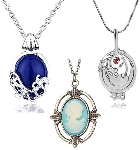 YouU UoYu The Vampire Daywalking Katherine Sapphire Crystal Collane Elena Gilbert Apertura Verbain Locket Ciondolo Bronzo Testa di Pietra Charm Collana con Adesivi 23 pezzi