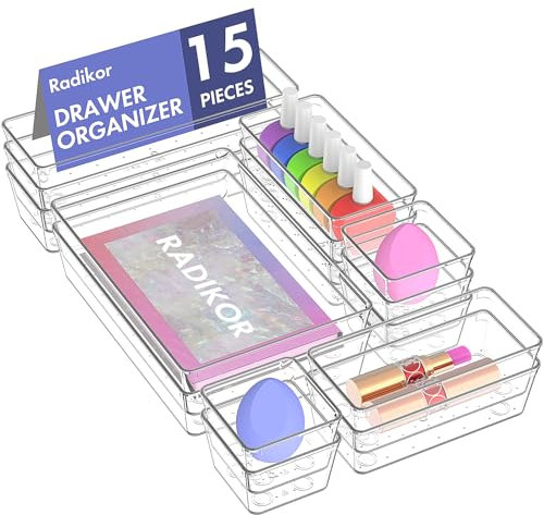 Radikor Drawer Organiser Set, 15pcs Clear Plastic Makeup Drawer Organiser Trays, 4-Size Desk Drawer Inserts/Dividers, Acrylic Storage Bins for Make Up, Cosmetic, Vanity, Officce, Bathroom