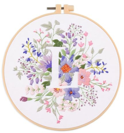 IUHUI Broderikit för nybörjare vuxna – 26 blommiga bokstäver enkla mönster, gör-det-själv handsömnad broderiset med ring (blomma och gräs bokstav L)