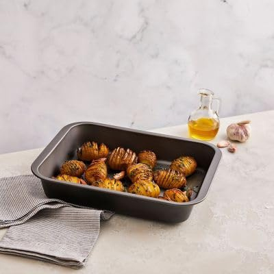 Lakeland Deep Coil-Coated Non-Stick Roasting Tin 32 x 26cm Dishwasher Safe