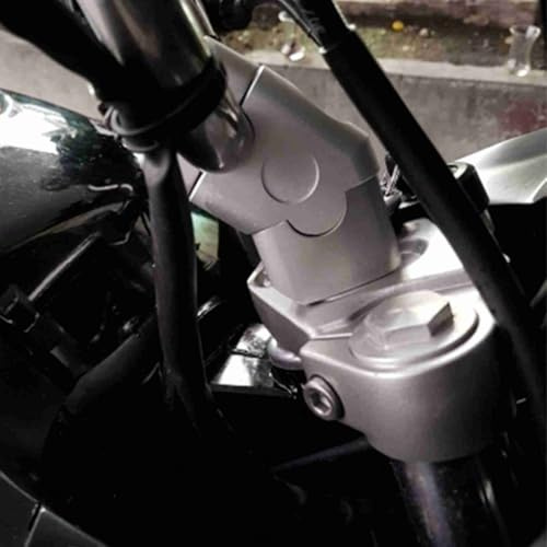 Aramox Manubrio Riser Universale per Moto, 22mm, Adattatore di Montaggio con Morsetto Posteriore, Trattamento Galvanico, 22mm Universal Motorcycle Handlebar Riser, Chrome Plated Re