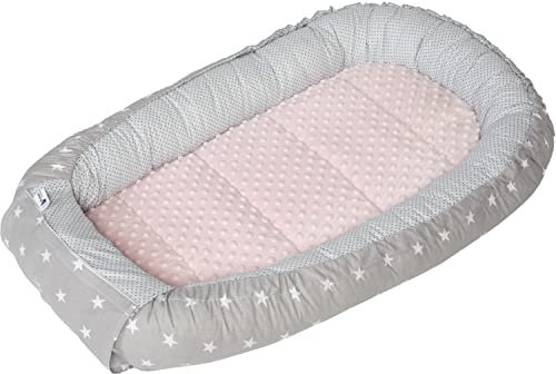 Medi Partners Babynest Nestchen für Neugeborene - 100x60x15 Babynestchen Baby zweiseitg Nest Bett 100% Baumwolle Minky Kuschelnest tragbar (graue Sternen mit Hellrosa Minky)