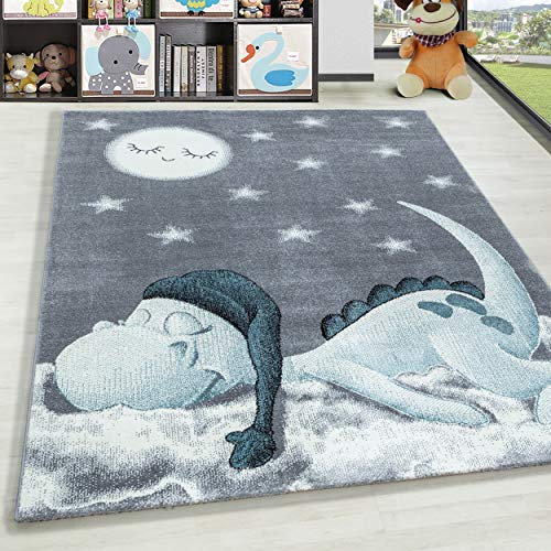 HomebyHome Kurzflor Kinderteppich für Jungen und Mädchen Dino Wolke Design 80 x 150 cm Blau - Waschbarer Teppich Extra Weich und Antiallergen - Teppich für Kinderzimmer, Babyzimmer und Spielzimmer
