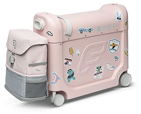 Stokke JetKids Reiseset, Pink - Enthält Aufsitzkoffer & Bordbett + Verstellbares, leichtes & erweiterbares Crew Backpack - Reiseutensilien für Kids - Ideal für Kinder von 3-7 Jahren