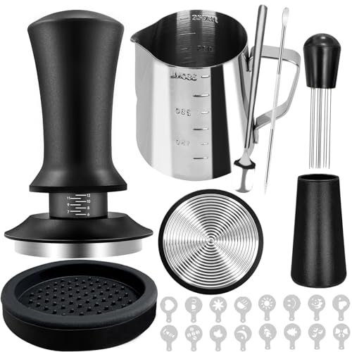 HahaGo Set di 22 Tamper caffè Espresso, Accessori per Barista, distributore di caffè con 51 mm, per Espresso e Espresso, Frusta per caffè, Cucchiaio, brocca per schiumare, Penna e Stencil Decorativi
