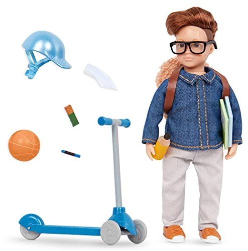Lori - Thomas' Rollerset - Mini Junge Puppe & Roller Spielset - 15 cm große Puppe mit Fahrzeug und Zubehör - Kleidung, Helm, Ball, Rucksack - Spielzeug für Kinder - 3 Jahre +