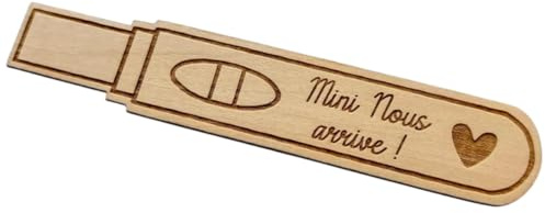 Test de Grossesse en Bois – Cadeau Annonce originale et émouvante pour futur Papa, Papi, Mamie, Tatie, Tonton, Famille et Amis – Gravure Mini Nous arrive ! – Souvenir et Surpise unique de grossesse