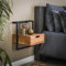 RINGO-Living Massivholz Nachttisch Kaia Hängend - Metall & Holz Mit Schublade & Fach, Dunkelbraunes Regal Mit Schwarzem Metall Rahmen, Schlafzimmer Wandregal Schwebend