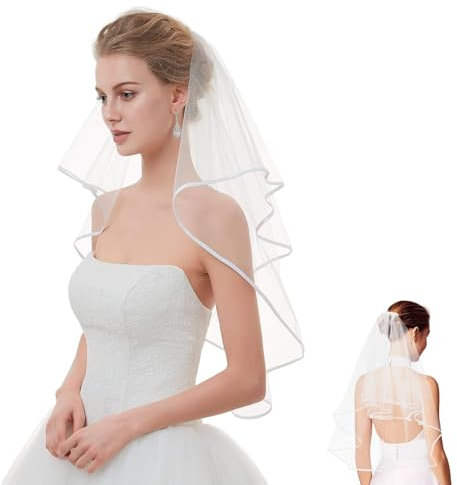 Dekorativer Brautschleier in Weiß - JGA Prinzessinnen Accessoires für die Bachelorette - Veil