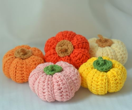 LOMTRATS Set di 5 mini zucche lavorate a maglia, decorazioni autunnali in stile fattoria, zucche decorative autunnali, regalo commovente per le donne (Rosa-Arancione 5)