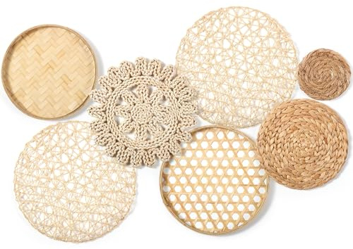 Hushee 7 Pcs Boho Wall Basket Decor, Seagrass Woven Round Bohemian Hanging Basket for Wall Handmade Hanging Rustic Flat Art Decor for Farmhouse Bedroom Living Room Display Table Settings Kitchen Home
