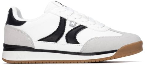 XTI - Zapatilla Niño Blanco - Calzado Cómodo y Versátil - Moda Casual - Modelo 15301302 (Talla 33)