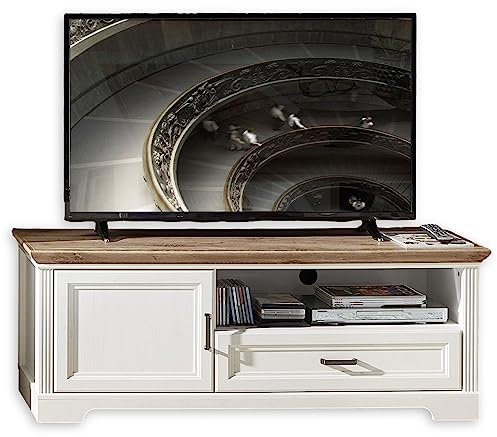 Stella Trading TV-Lowboard in Pinie hell, Artisan Eiche Optik - TV Schrank mit Schublade und viel Stauraum für Ihr Wohnzimmer im Landhausstil - 143 x 54 x 51 cm (B/H/T)