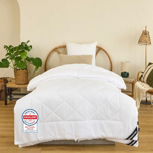 DREAMWAY Bettdecke 155x220 4 Jahreszeiten 2 teilig inklusive Ganzjahresdecke 155x220cm 300gsm + Sommerdecke 155 x 220 150gsm - 2 zusammengeknöpften Steppdecke für Vierjahreszeiten/Sommer/Winter Weiss