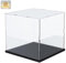 Acryl Vitrine Schaukasten für Lego 10309 21265 75328 76428 Helmet, Glasvitrine Acrylbox Transparent Würfel für Figuren Sammlerstücke Spielzeug mit Holz-Kunststoff-Basis, Schwarz Innen 20x20x20 cm