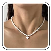 Yheakne Collana Girocollo con Perline Bianche Vintage Ciondolo a Cuore Smaltato per Donne