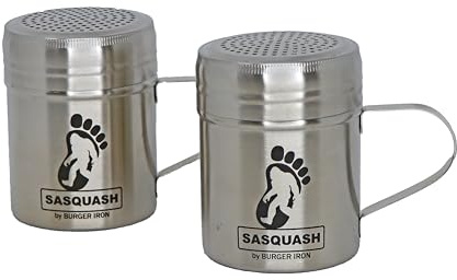 The Sasquash Gewürzstreuer – Professioneller Edelstahl, 284 ml, Smash-Burger, Grillpfanne und Grillbagger, Salz- und Pfefferstreuer mit Deckel, 2 Stück – Die Sasquash Kollektion