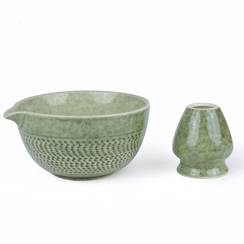 PUNNIO Japanese Matcha Bowl, Glazed Ceremonial Matcha Bowl with Whisk Holder for Matcha Powder/Matcha Tea/Japanese Matcha, 2 Color Options (Prasinous(Spout))