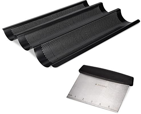 Navaris Teglia per Baguette - Stampo Pane Antiaderente 3 Baguette - 38 x 28 x 4 cm - Teglia Microforata per Cottura Uniforme Filoni - Include Spatola Impasto - Accessori Forno Casa - Nero