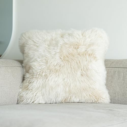 Nordic Sheep Lammfell Kissenbezug 50x50 cm, Kuschelkissen, Beige