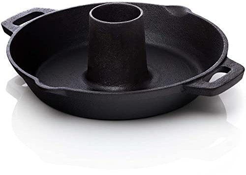 BBQ Nerd Hähnchenbräter aus Gusseisen - Geflügelhalter für Grill & Backofen - Gusseiserner Hähnchenständer Ø 28cm zum fettfreien Garen - Rustikaler Geflügelbräter mit Auffangschale