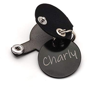 Hundemarkentasche mit Druckknopf Gravur | gefertigt aus Kunstleder | mit beidseitig gravierter Hundemarke | Durchmesser ca. Ø30mm | Platz für Steuermarke