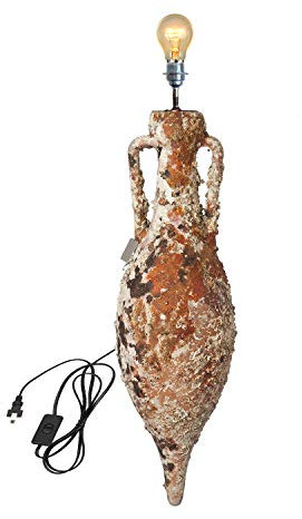 Lámpara Barcino MD1 102x29cm con vida marina. Ánfora réplica de las romanas de tipo Dressel Catalán.