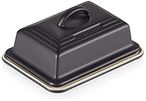 Le Creuset Stoneware Butter Dish, 900 g, 17 x 12.5 x 9 cm, Matte Black, 80837170000003