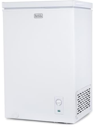BLACK+DECKER 2.7 Cu. Ft. Compact Chest Freezer, Deep Freezer Holds Up To 94.5 Lbs. of Frozen Food, Removable Storage Basket, BCFK276, White