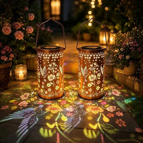 2 Pièces Lanterne Solaire d'extérieur,IP65 Étanche Lanterne Solaire pour Jardin,Lampe Décorative Jardin Suspendue,Lampe Solaire Rétro LED en Métal Pour Balcon,Patio,Bureau,Pelouse,Camping (Colibri)