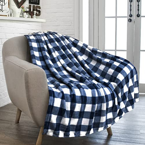 PAVILIA Buffalo Check Fleece Throw Blanket | Blue White Checkered Plaid Flannel Blanket | Soft Velvet Lightweight Microfiber Blanket for Couch Sofa | 50x60 Inches Checker Navy