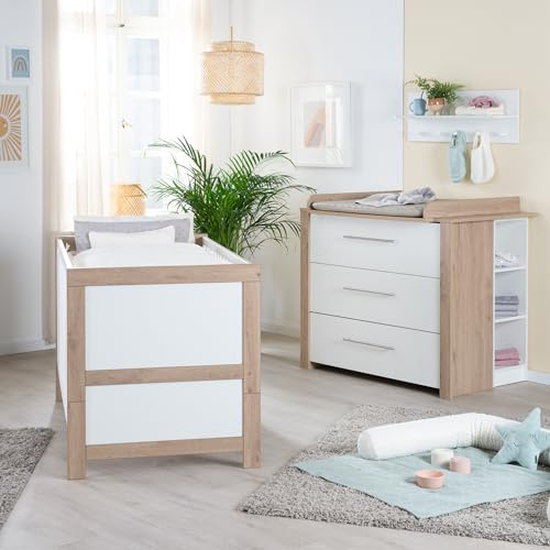 roba Babymöbel Set 2-teilig Malo - Kinderbett 70 x 140 cm umbaubar + Wickelkommode mit 3 Schubladen - Griffe aus Metal - Weiß/Artisan Eiche