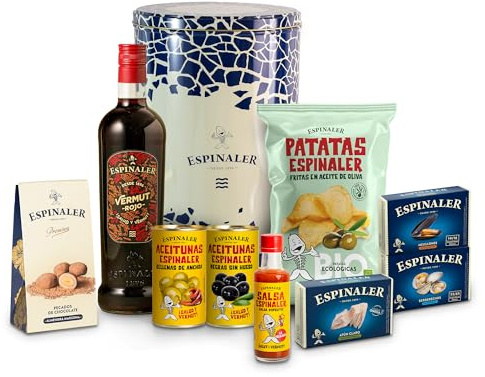 Espinaler Cesta Gourmet Aperitivo - Pack Regalo con Vermut Rojo, Aceitunas Negras y Rellenas de Anchoa, Patatas Ecológicas, Salsa Espinaler, Berberechos, Atún Claro, Mejillones y Catanias de Chocolate