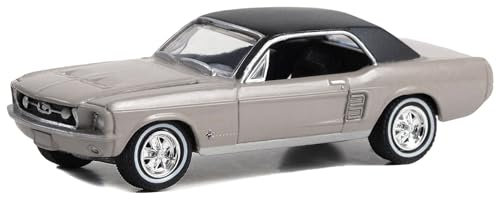 Greenlight 30426 Coupe She Country Special 1967 – Bill Goodro, Denver, Colorado Fumée d'automne avec dessus noir Hobby Série exclusive 1/64