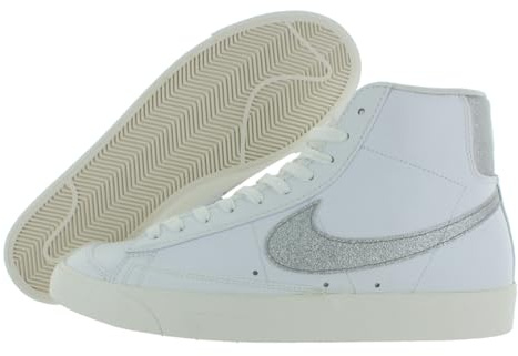 Nike Blazer Mid '77 Essential Woman, Retro-Basketballschuhe für Damen, Damensneakers, DQ7574-100. (Numeric_38_Point_5)