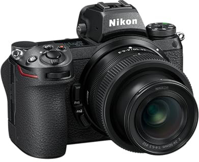 Nikon KIT Z 6II + Z 24/50mm f/4-6,3, Appareil Photo Numérique Hybride Plein Format (24,5 MP, 4K/30p, Rafale 14 i/s en RAW, stabilisation du capteur sur 5 Axes, Double Slots