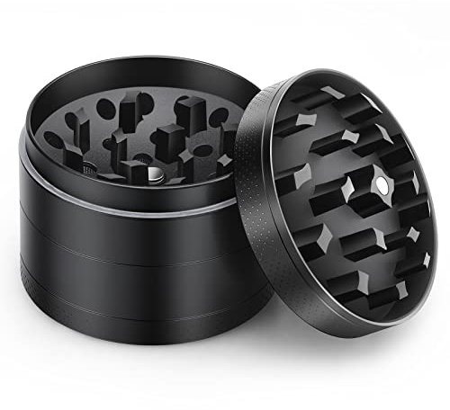 Anpro - Macinino portatile in lega di zinco, adatto per la maggior parte dei macinini a base di erbe, con raschietto per polline e coperchio magnetico superiore, di alta qualità, 55 mm