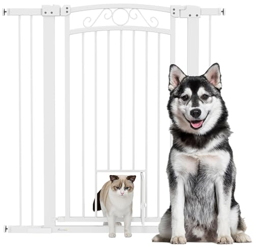 PawHut Cancelletto di Sicurezza per Cani da Interno, Cancelletto per Cani con 2 Estensioni 76-104 cm e Porta per Gatti, Cancello per Cani Animali Domestici Alto 106 cm, per Corridoio e Scale, Bianco