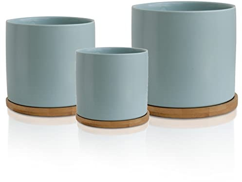 Olly & Rose Juego de 3 Macetas de Cerámica Con Posavasos de Bambú - Azul Pastel Para Interior y Exterior - Grandes, Medianas y Pequeñas Con Platillos